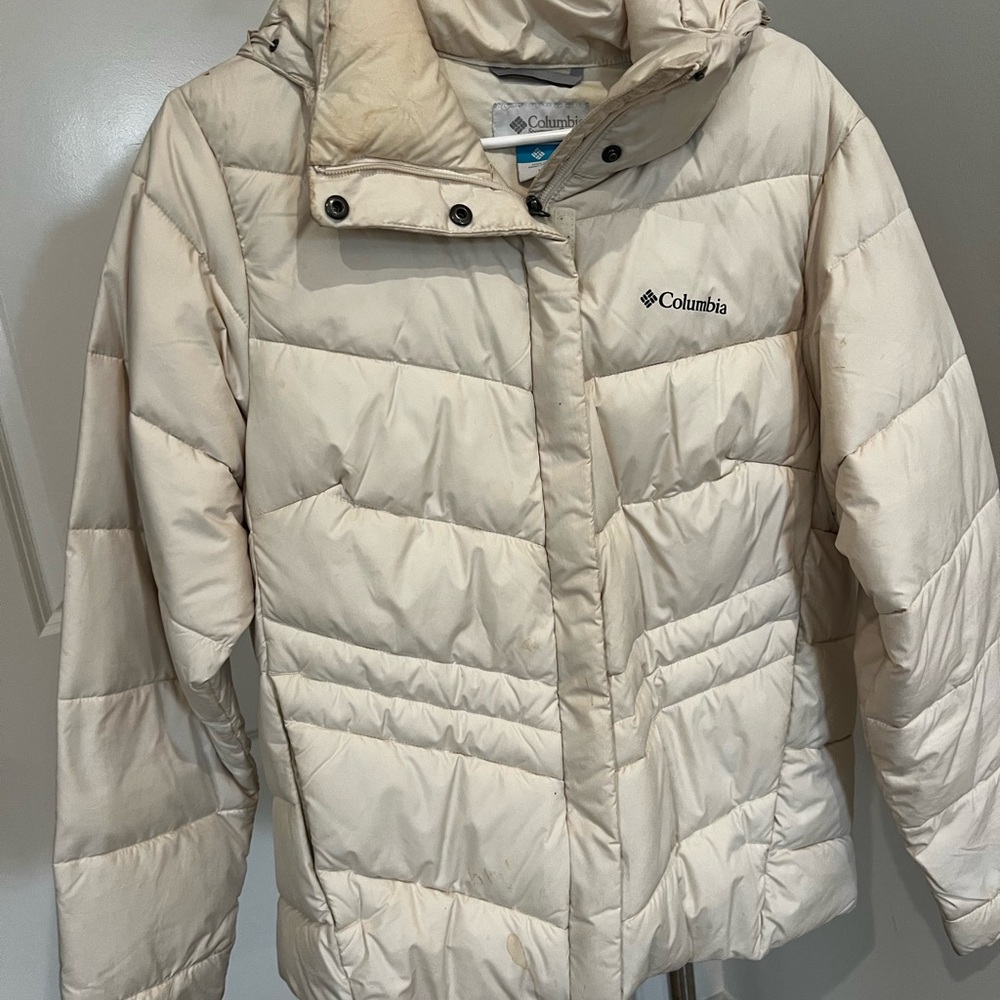 Columbia Women’s  Off-White Puffer Jacket